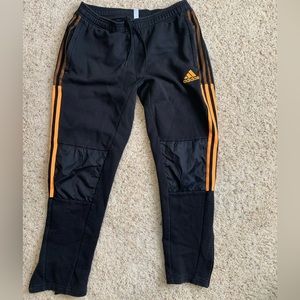 Adidas men’s Fleece Tiro Pant